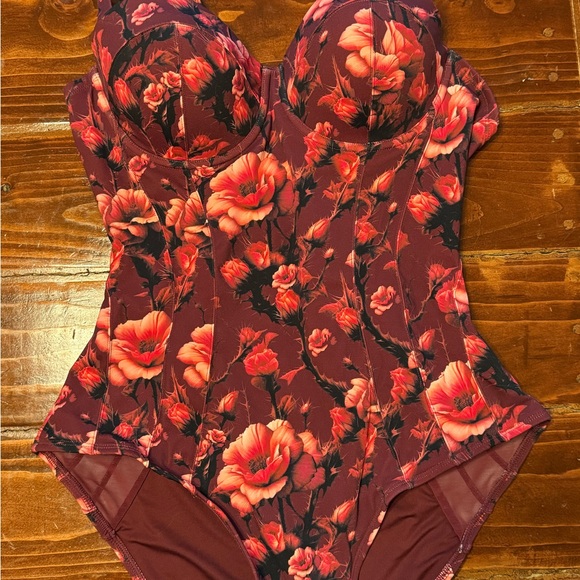 TA3 “Lushy” One Piece Swimsuit - Picture 6 of 7